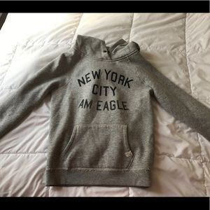 American eagle grey sweatshirt